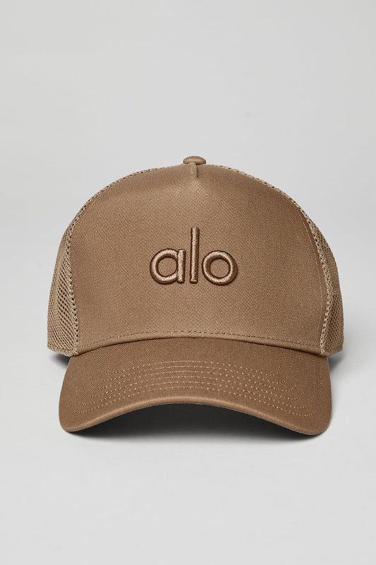 alo yoga District Trucker Hat - Unisex