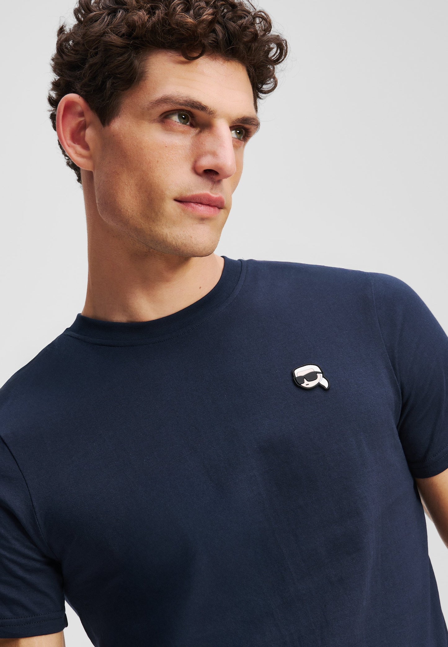 KARL LAGREFELD IKON T-SHIRT NAVY fit bigger