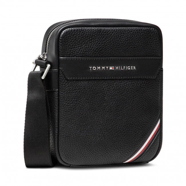 Tommy Hilfiger leather  cross bag