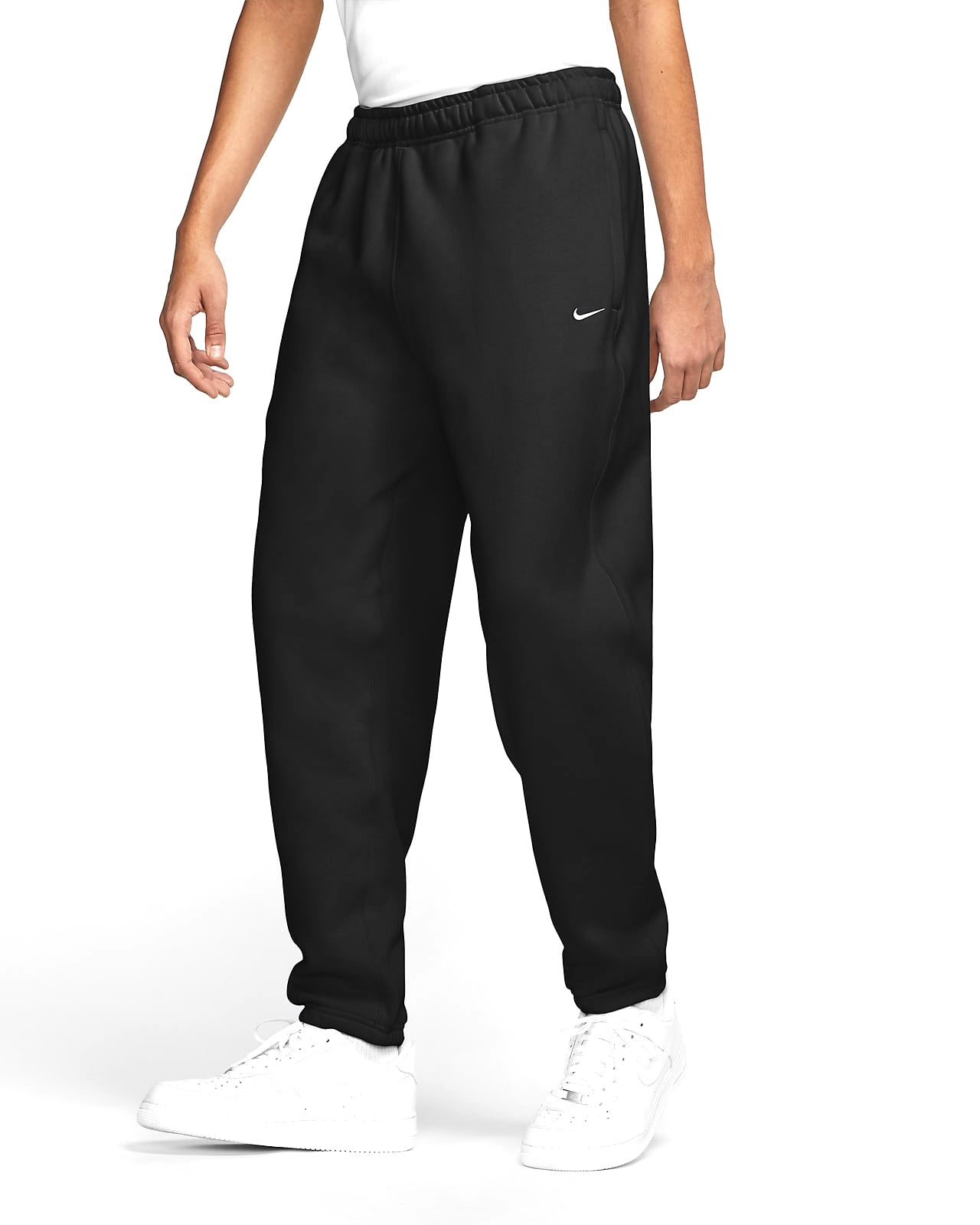 Nike Solo Swoosh
Men's Fleece Trousers oversized